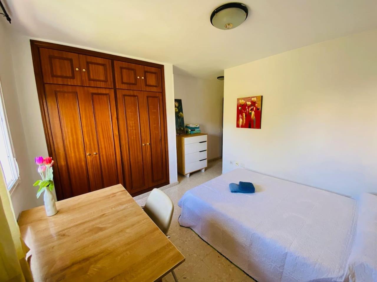 Apartment Vivienda De Vacaciones Con Piscina Y Wifi En Teatinos Málaga